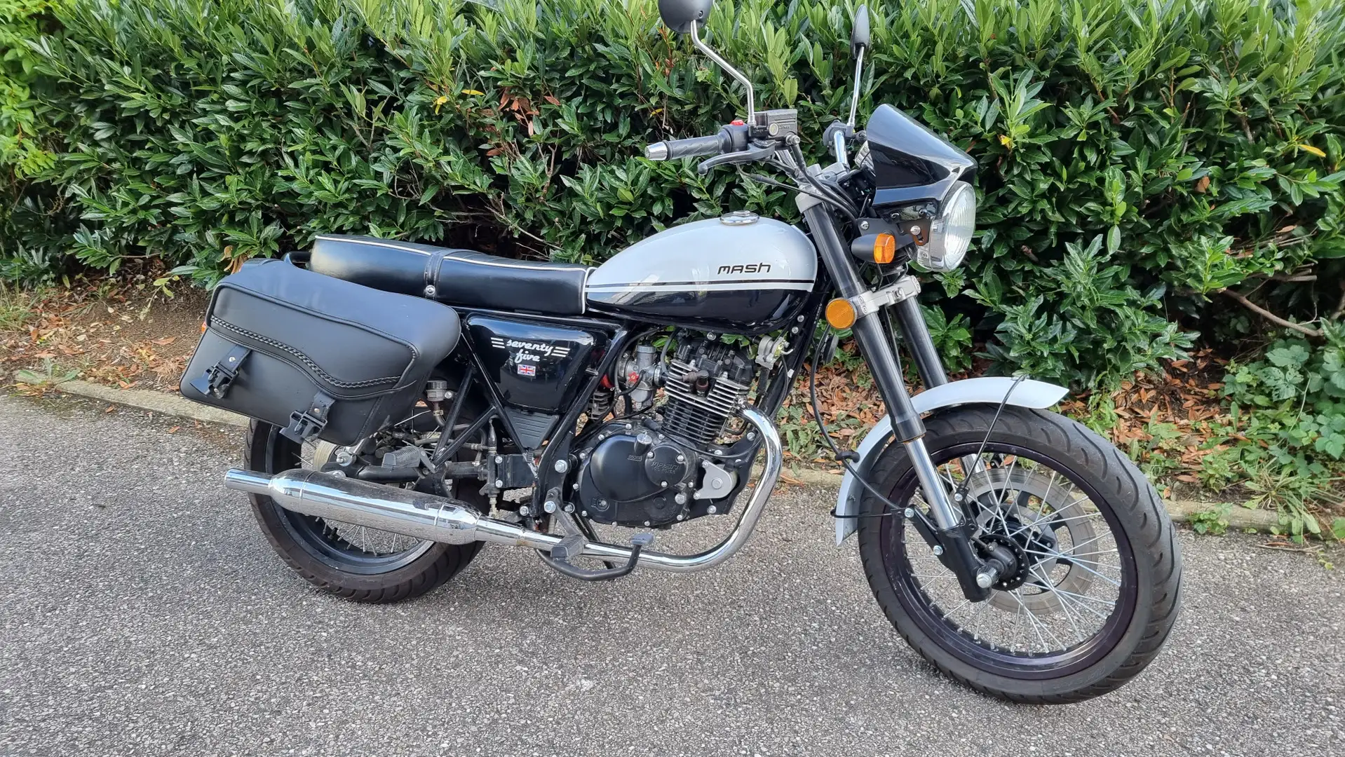 Mash Seventyfive 125 Wit - 1