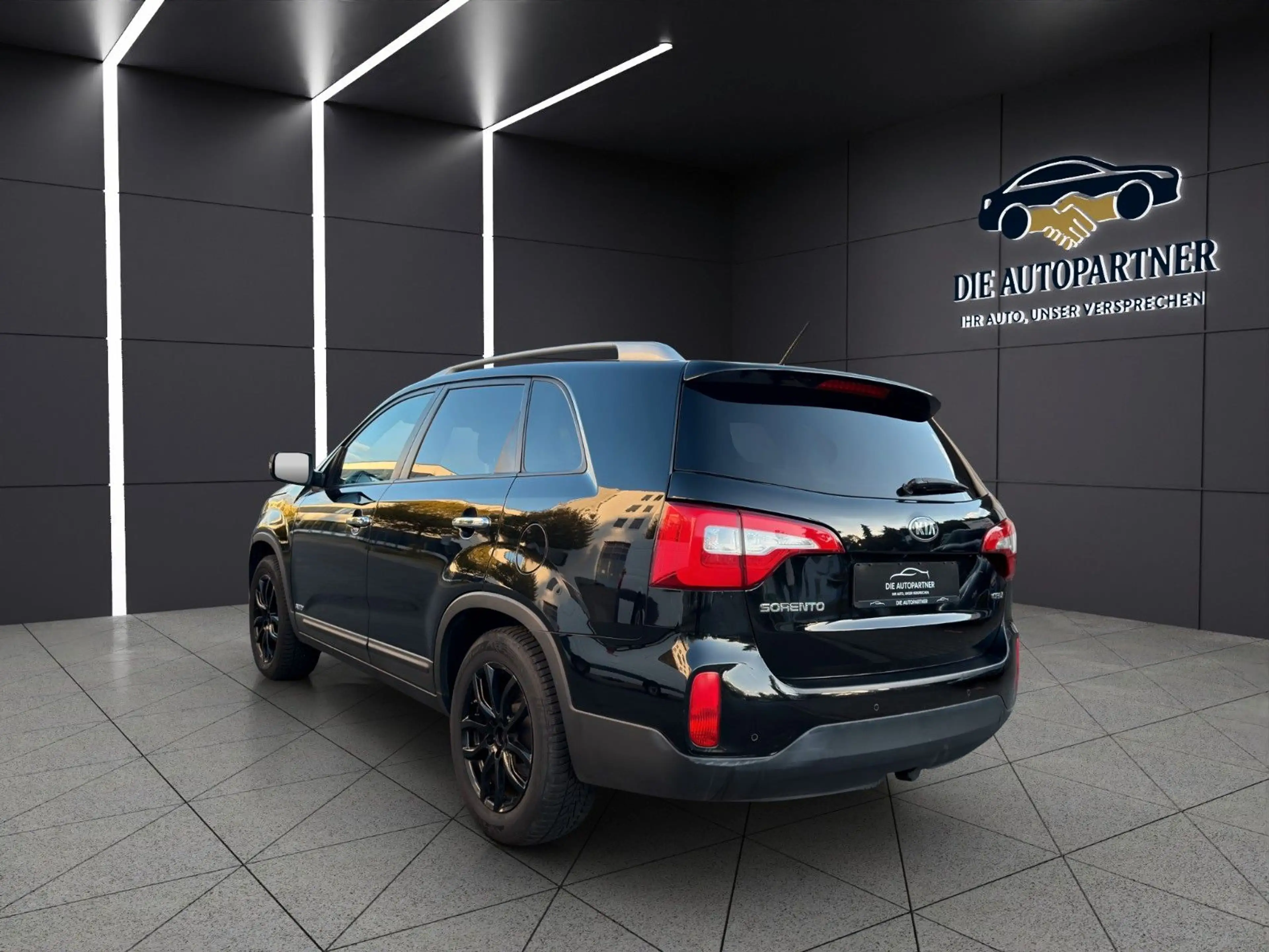 Kia Sorento Vision 4WD 2,2, AHK,KLIMA,SHZ,KAM — photo 3