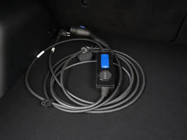 Ford Kuga view 28