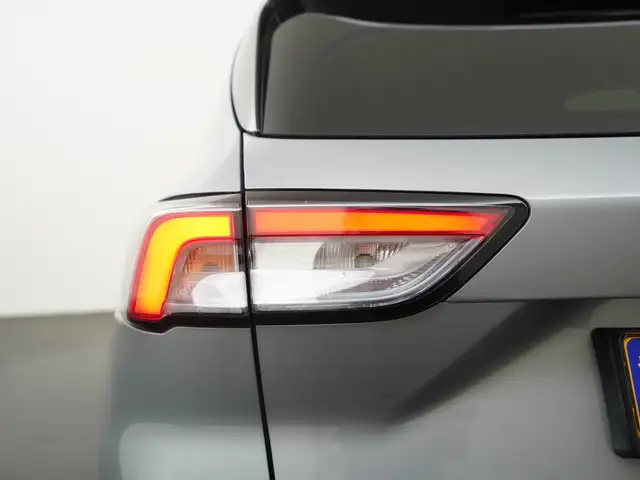 Ford Kuga view 25
