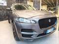 Jaguar F-Pace 2.0 D 180 CV AWD aut. Portfolio Grigio - thumbnail 4