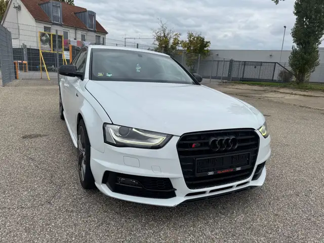 Audi S4 3.0 TFSI S tronic quattro