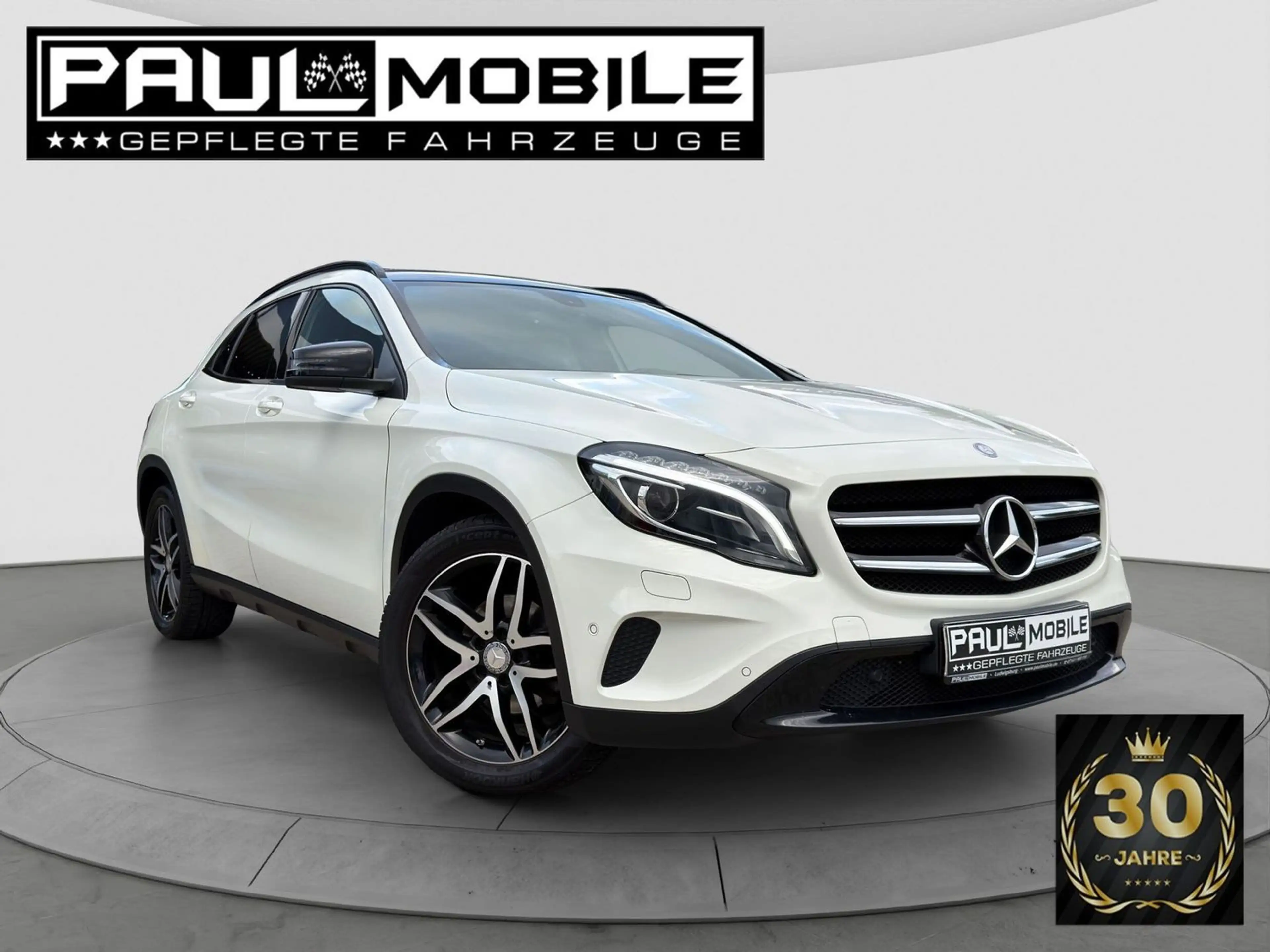 Mercedes-Benz GLA 200 d/CDI URBAN Navi Bi-Xenon Panorama R-Cam