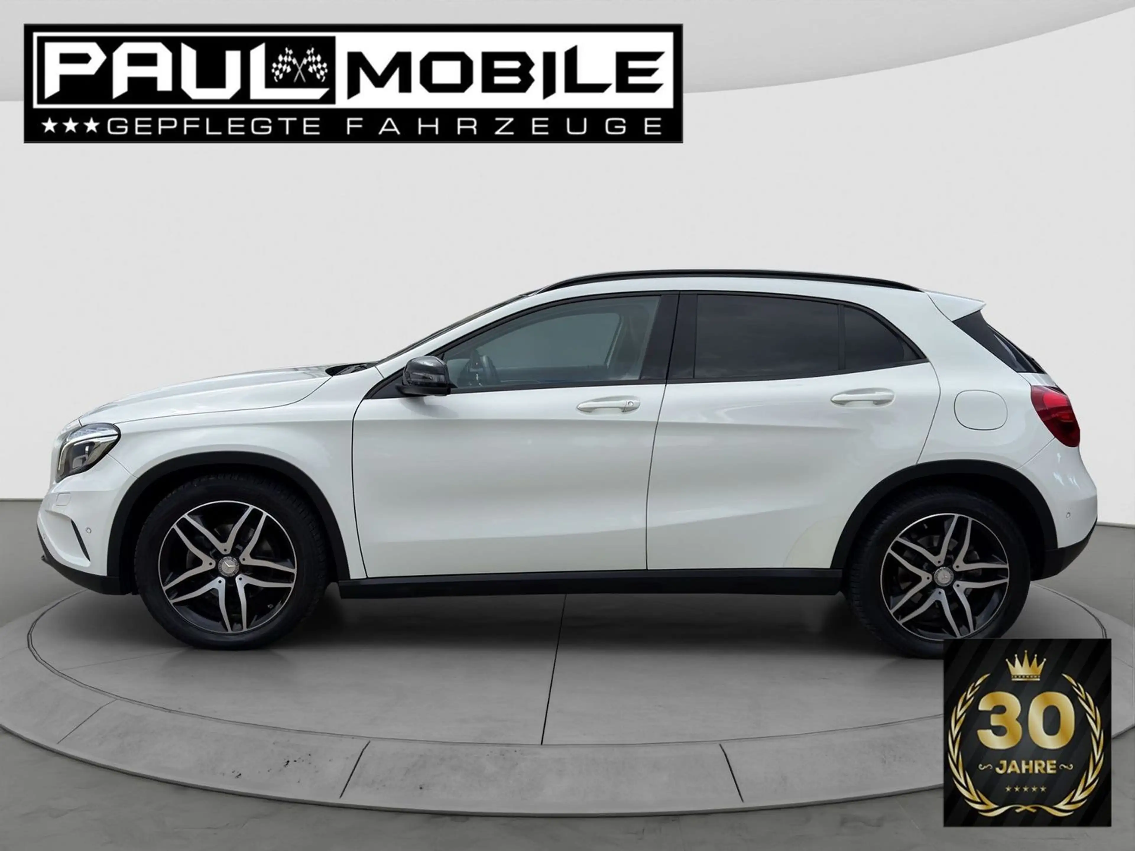 Mercedes-Benz GLA 200 d/CDI URBAN Navi Bi-Xenon Panorama R-Cam — photo 8