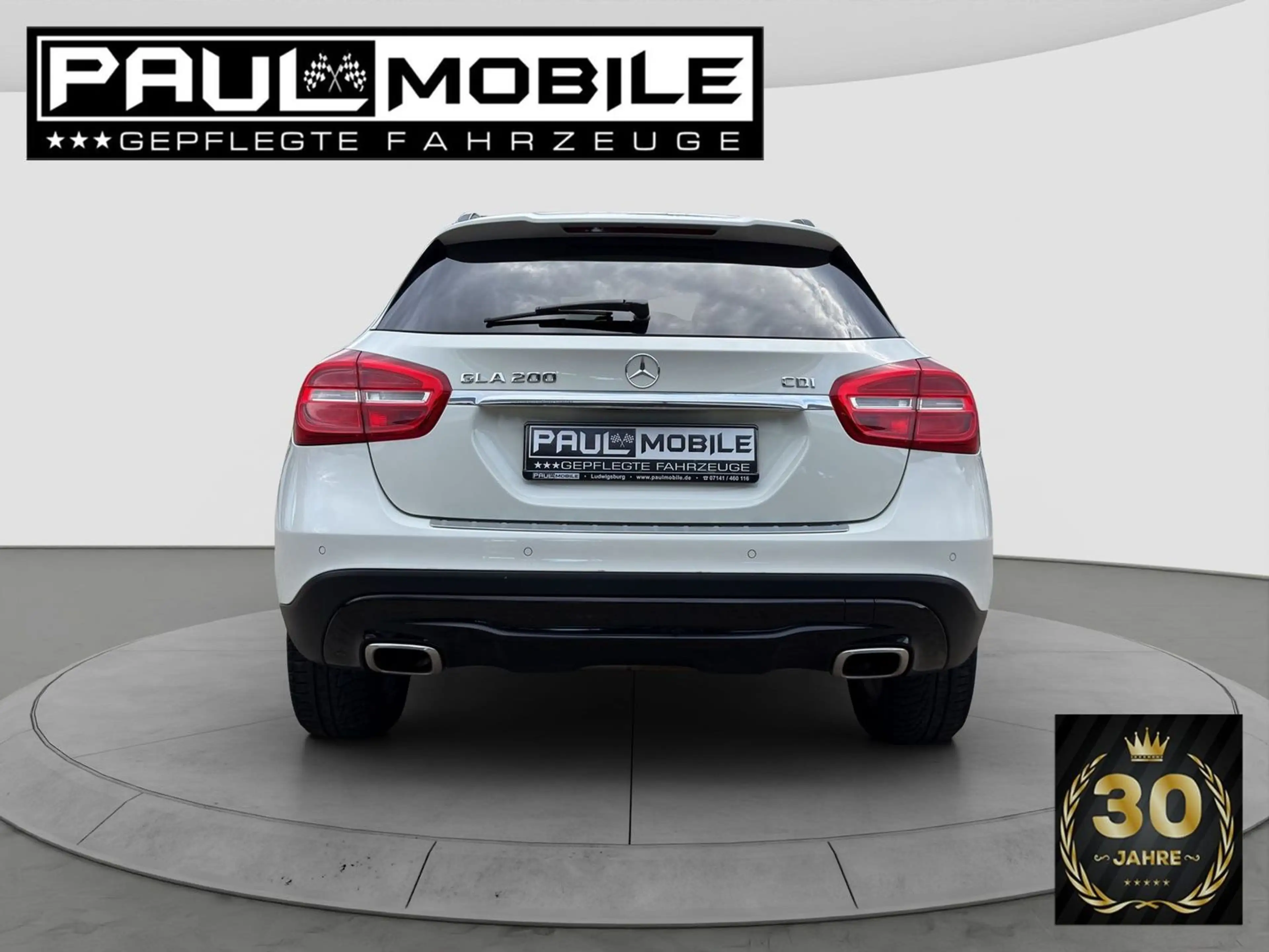 Mercedes-Benz GLA 200 d/CDI URBAN Navi Bi-Xenon Panorama R-Cam — photo 5