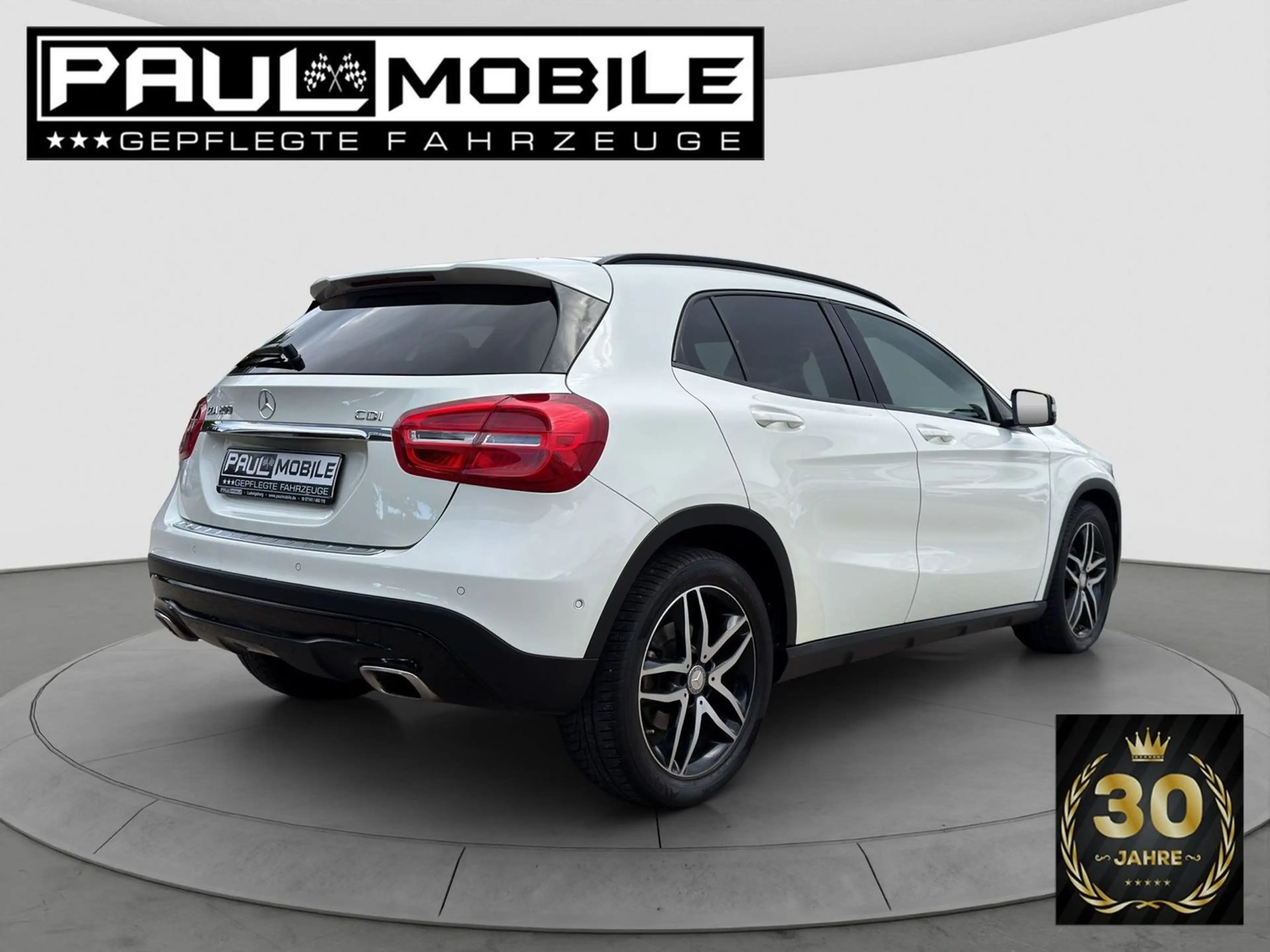 Mercedes-Benz GLA 200 d/CDI URBAN Navi Bi-Xenon Panorama R-Cam — photo 6