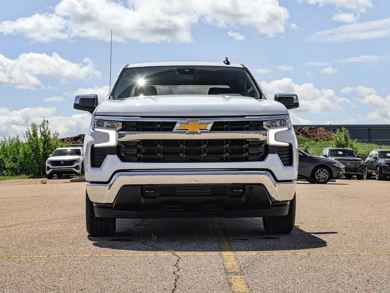 Chevrolet Silverado 1500 снимка Chevrolet Silverado 1500
