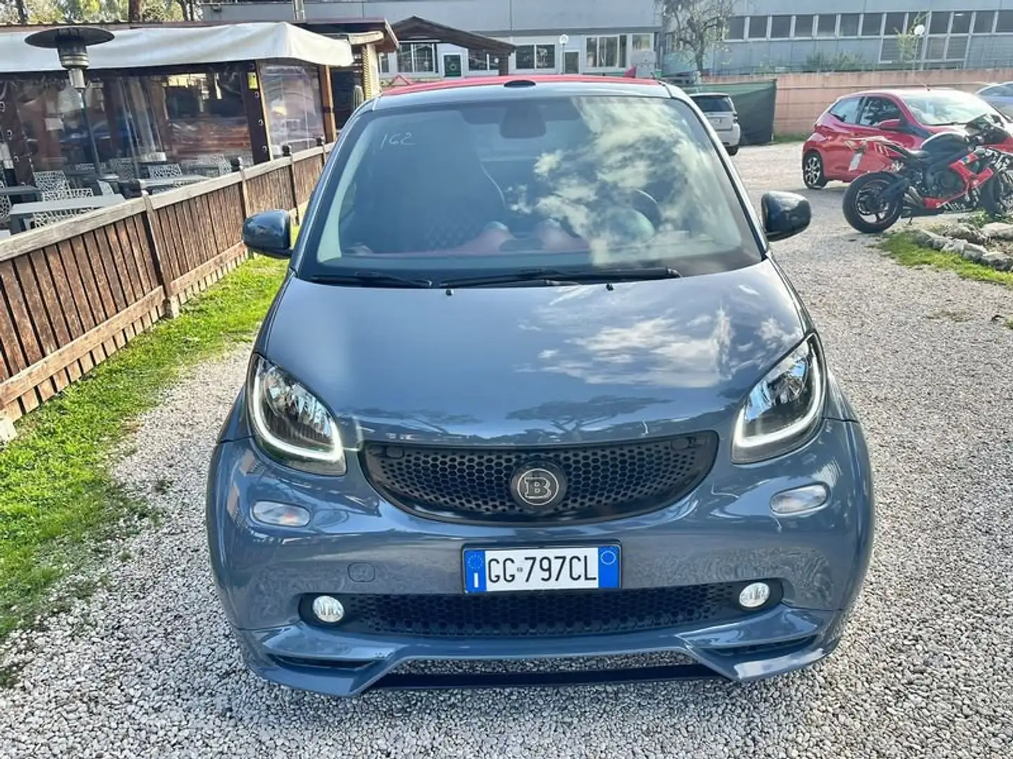 smart forTwo BRABUS ALLESTIMENTO 125R COMPLETO Cabrio Grigio - 2