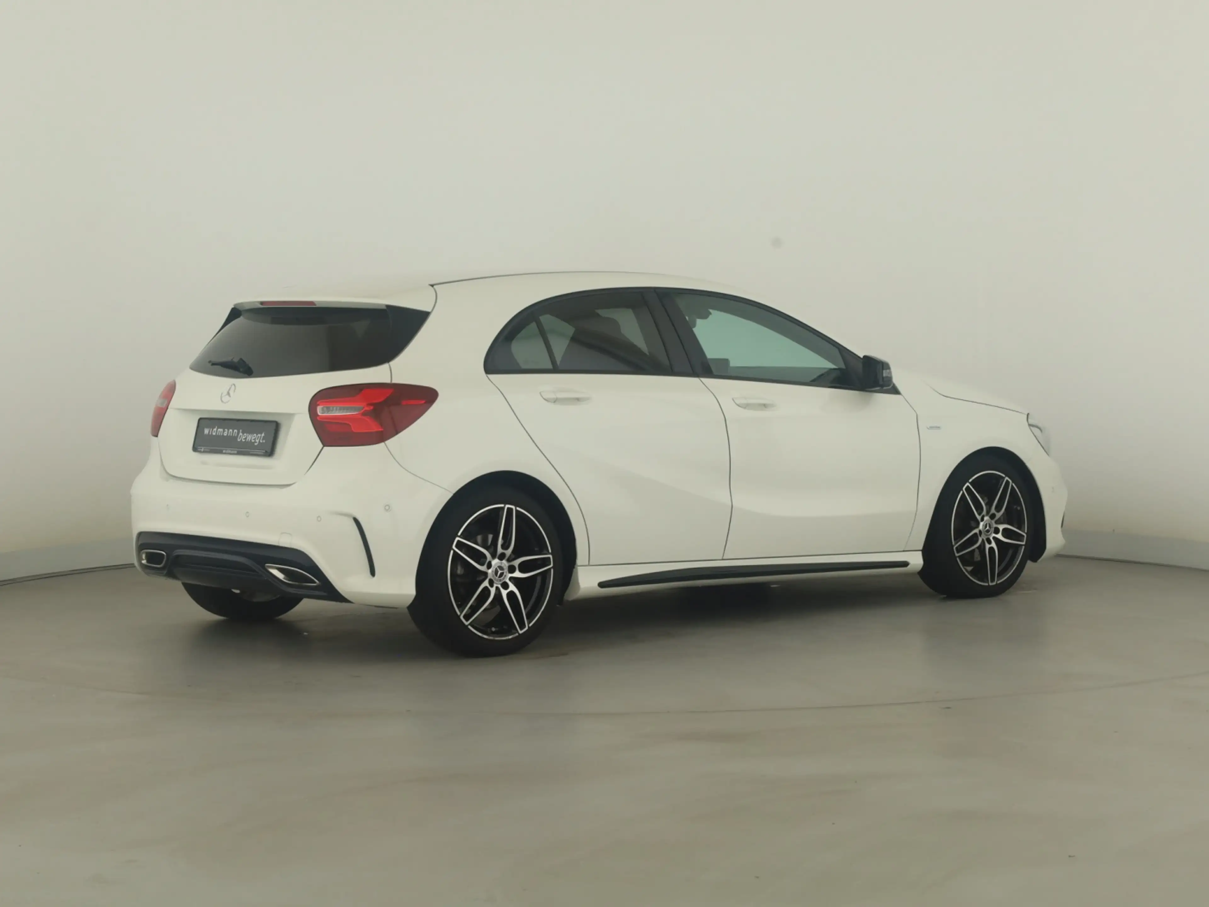 Mercedes-Benz A 200 AMG-Line*Edition*LED*Night-Paket*Navi — photo 6
