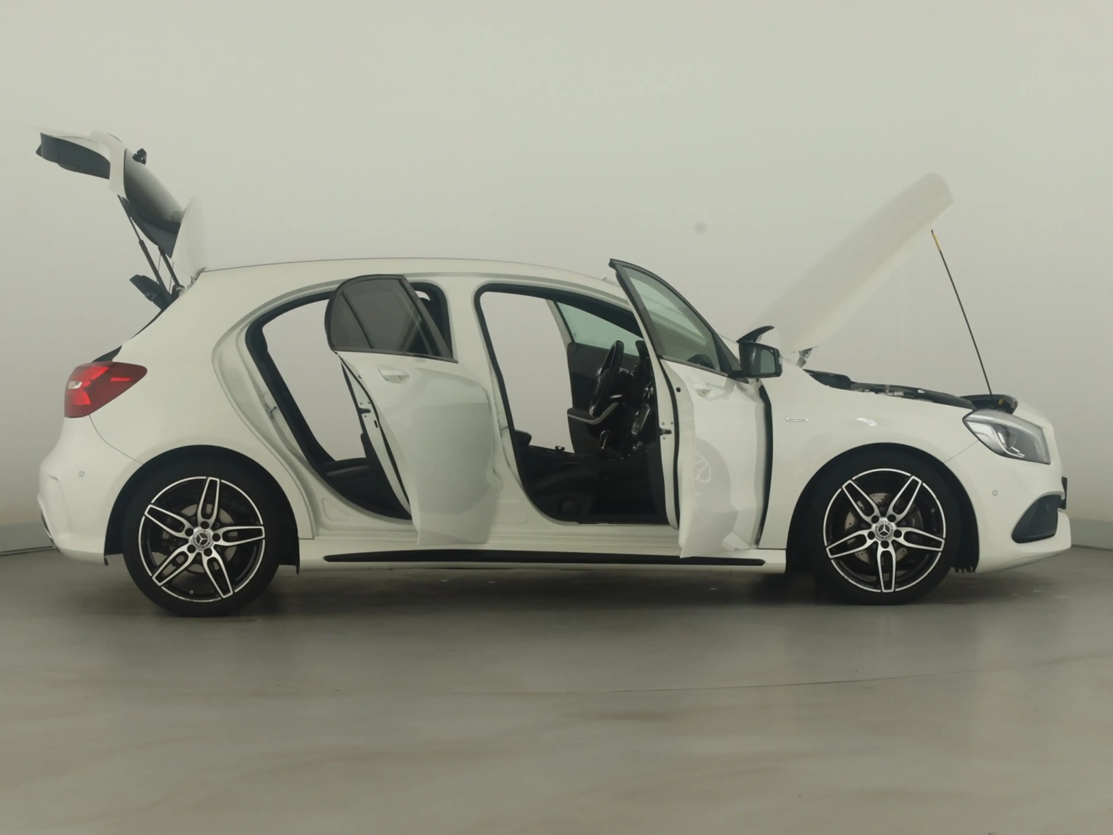 Mercedes-Benz A 200 AMG-Line*Edition*LED*Night-Paket*Navi — photo 8