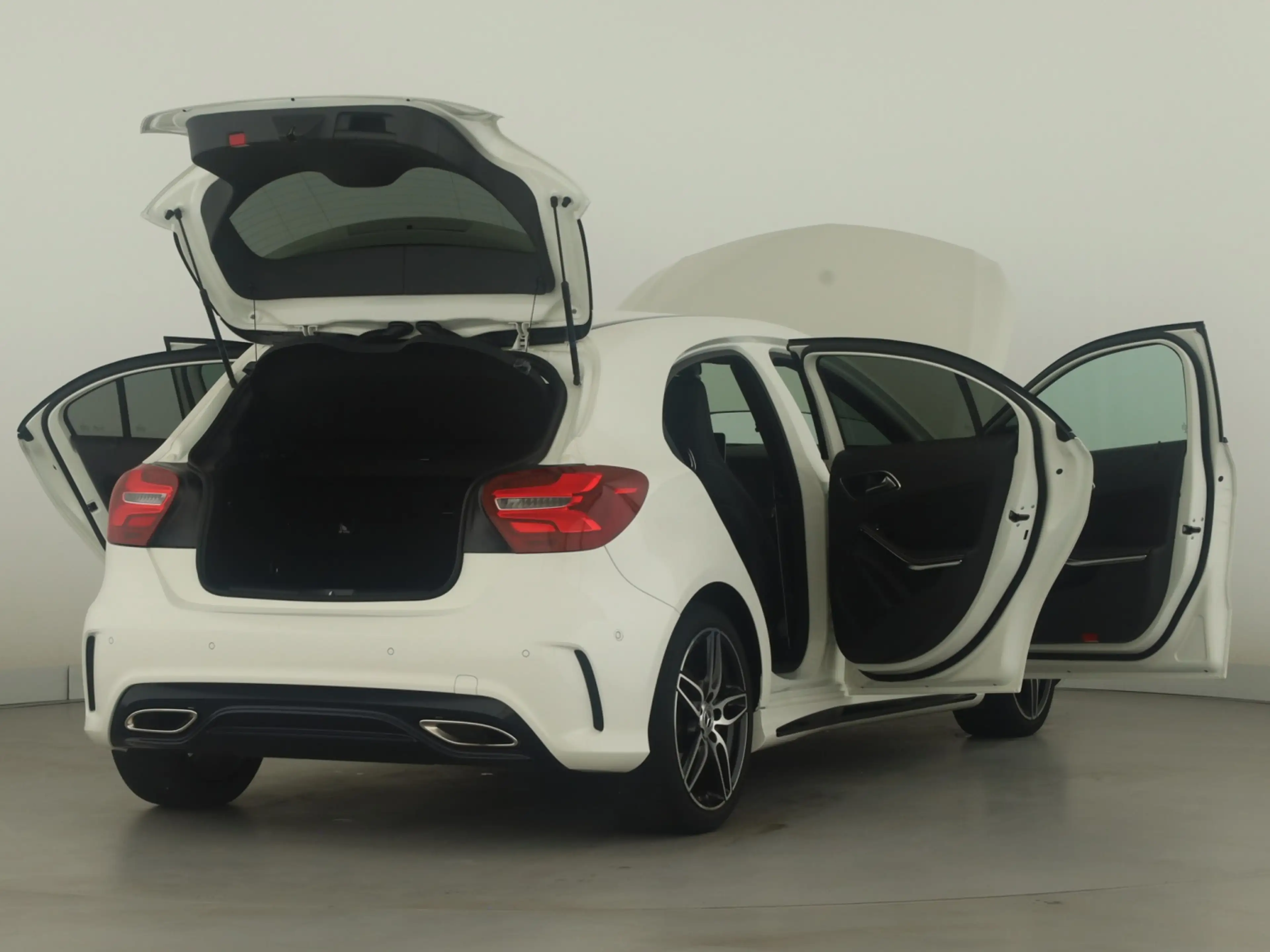 Mercedes-Benz A 200 AMG-Line*Edition*LED*Night-Paket*Navi — photo 9