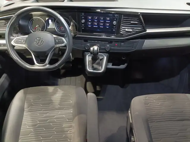 Volkswagen Multivan view 14