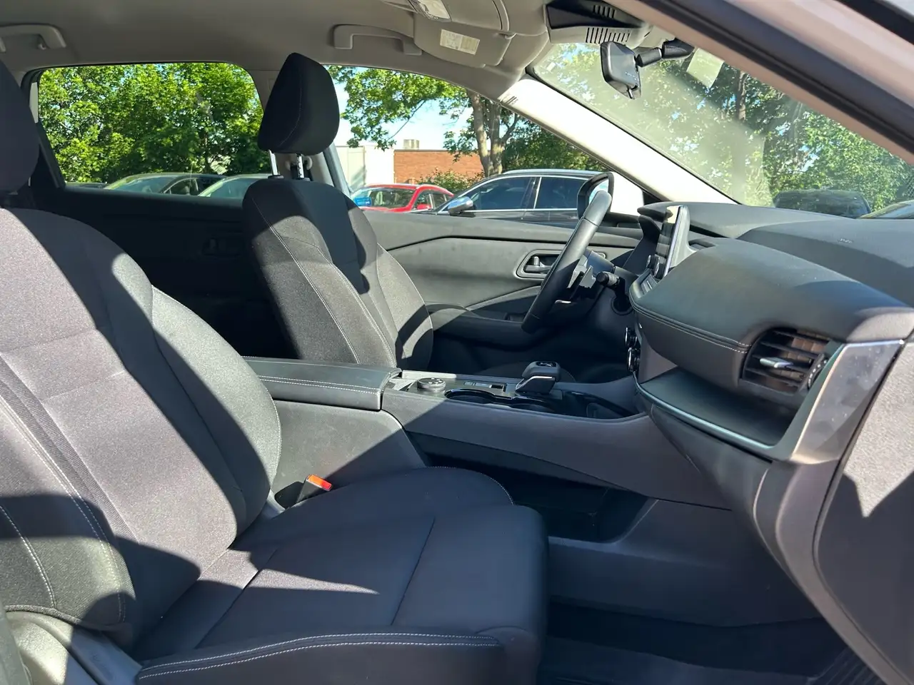 Nissan Rogue photo Nissan Rogue