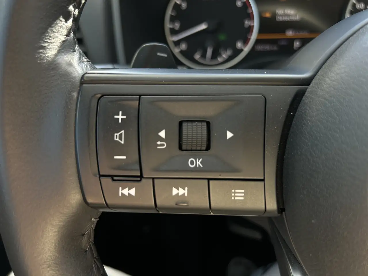 Nissan Rogue photo Nissan Rogue