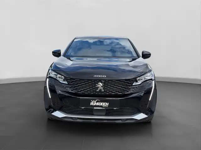 Peugeot 3008 view 6