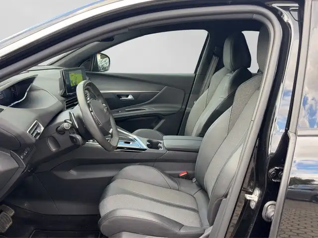 Peugeot 3008 view 8