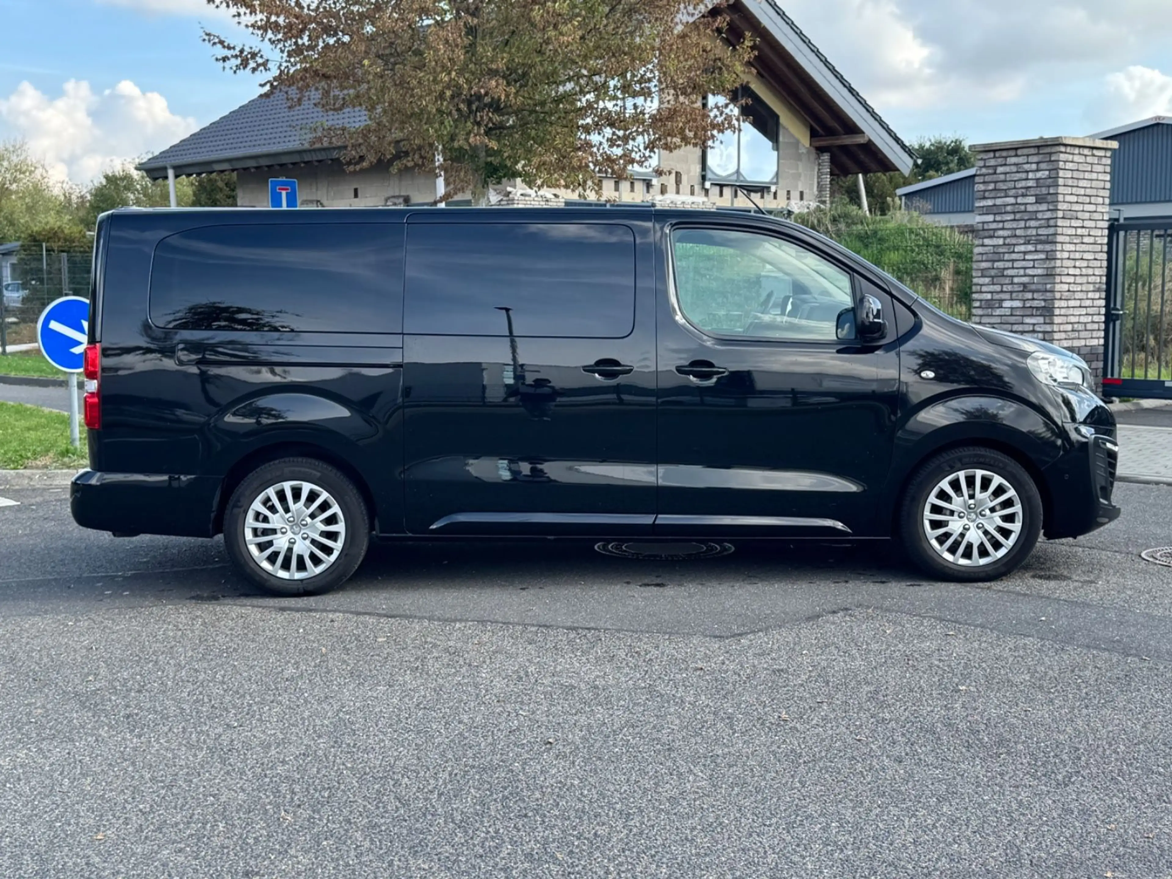 Peugeot Traveller Active L3 *Garantie*Autom.*8-Sitzer* — photo 6