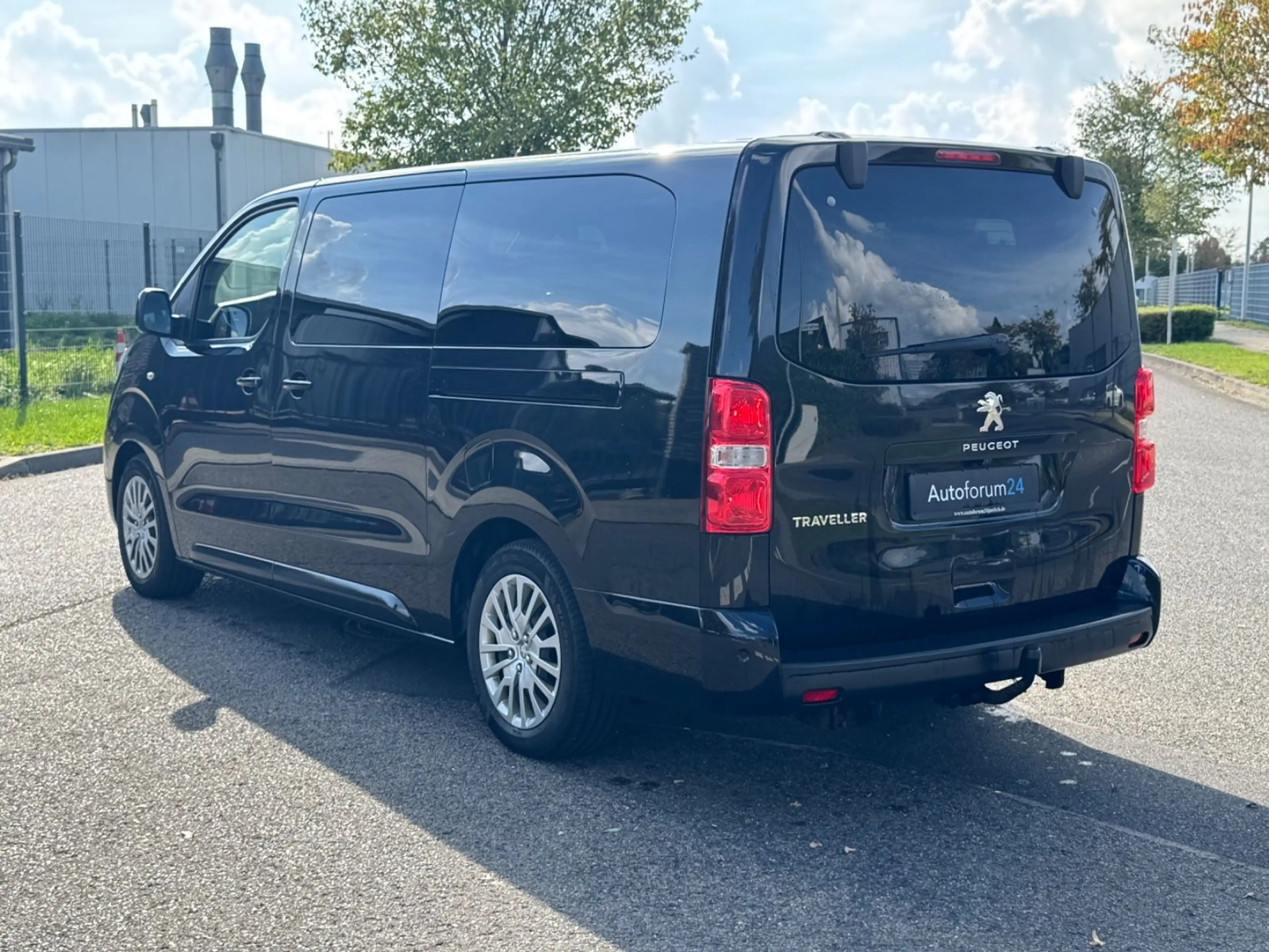 Peugeot Traveller Active L3 *Garantie*Autom.*8-Sitzer* — photo 3