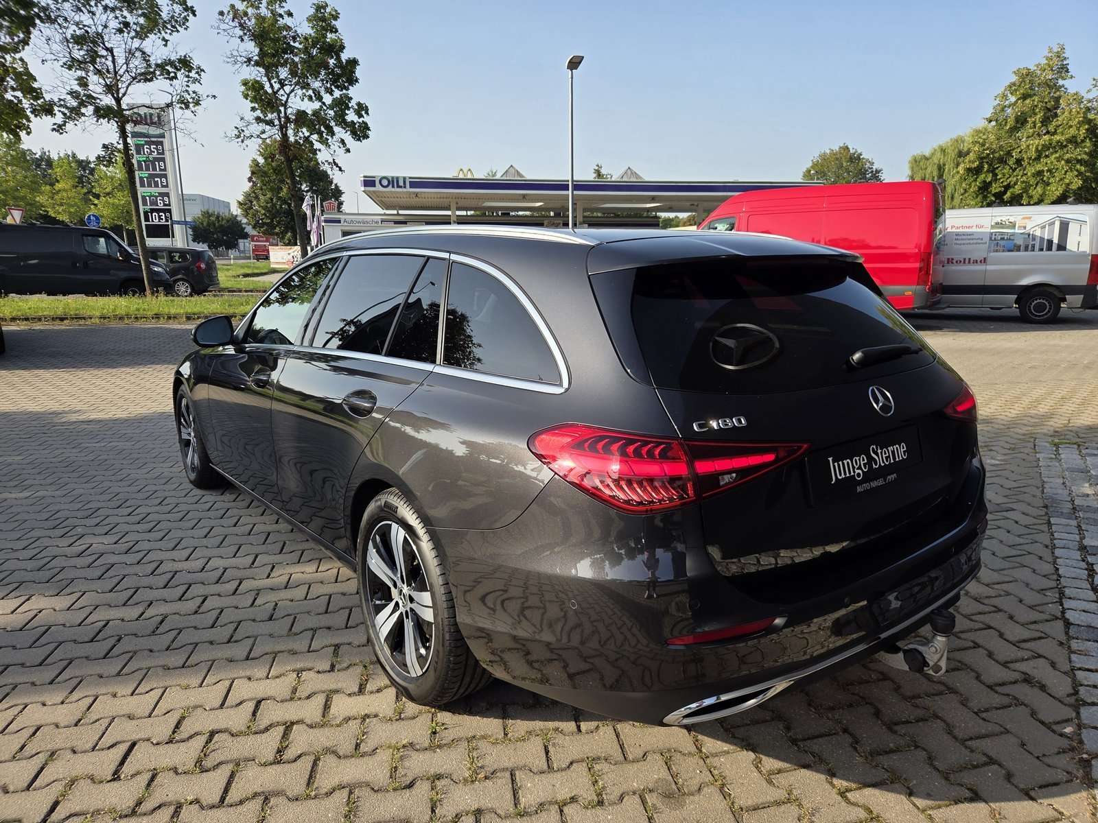 Mercedes-Benz C 180