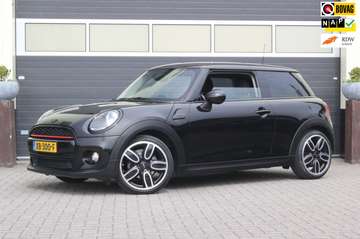 Mini 1.5 | Carplay | Dealer Onderhouden |