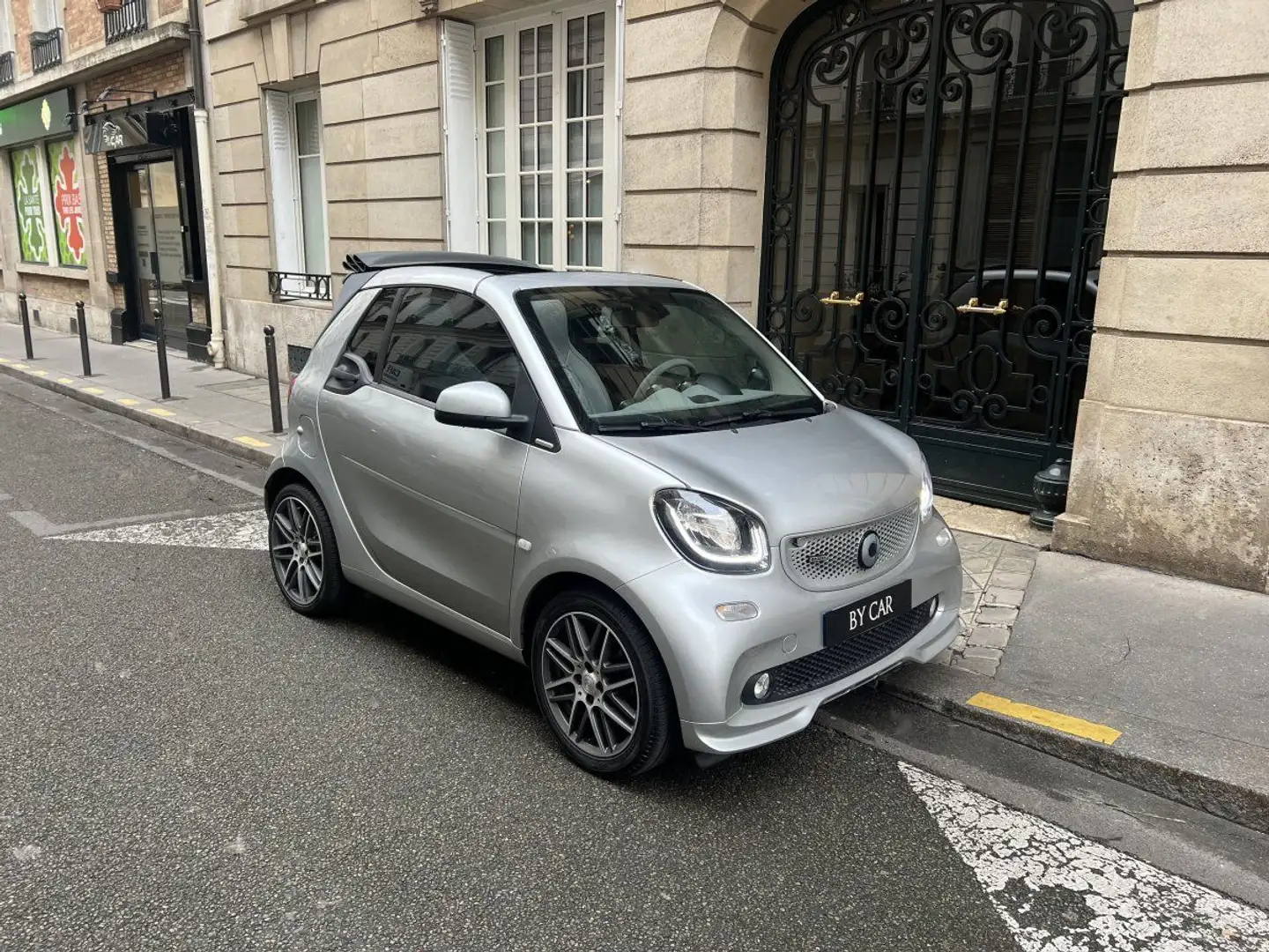 smart forTwo III CABRIO BRABUS Grau - 1
