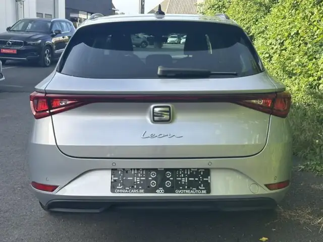 Seat Leon Leon view 5