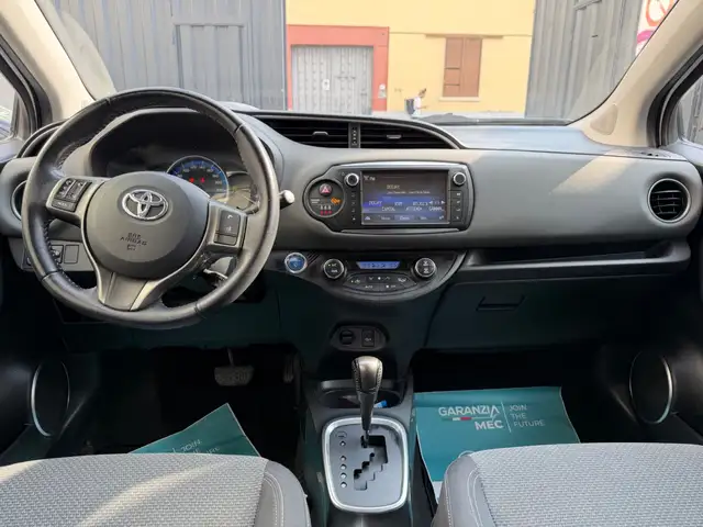 Toyota Yaris view 7