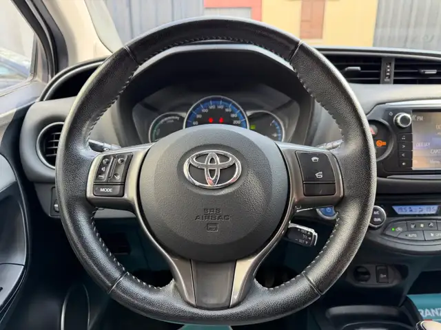 Toyota Yaris view 10