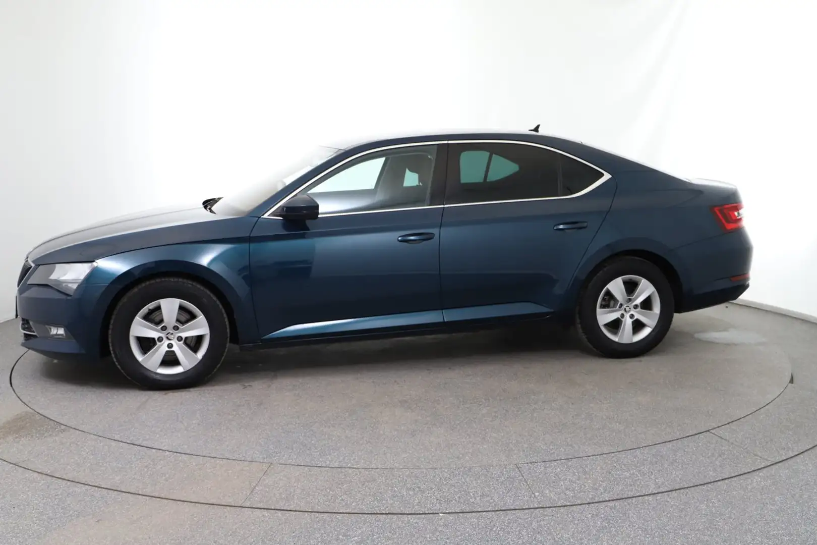 Skoda Superb Ambition TDI DSG Blau - 2