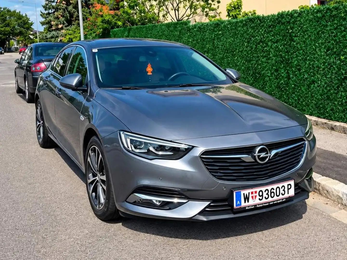 Opel Insignia Insignia Grand Sport 1,6 CDTI Ultimate Start/Stop Aut. Ultimate Grau - 2