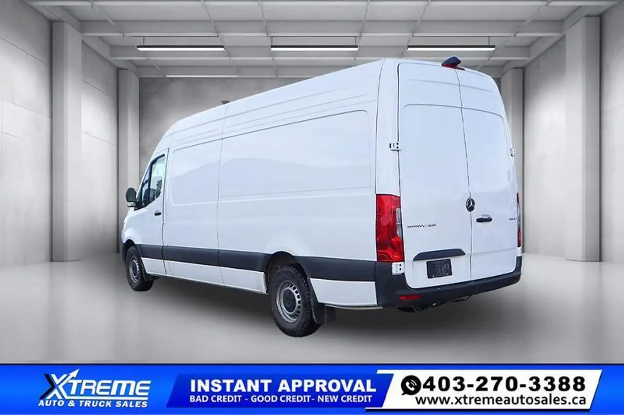 Mercedes-Benz Sprinter снимка Mercedes-Benz Sprinter
