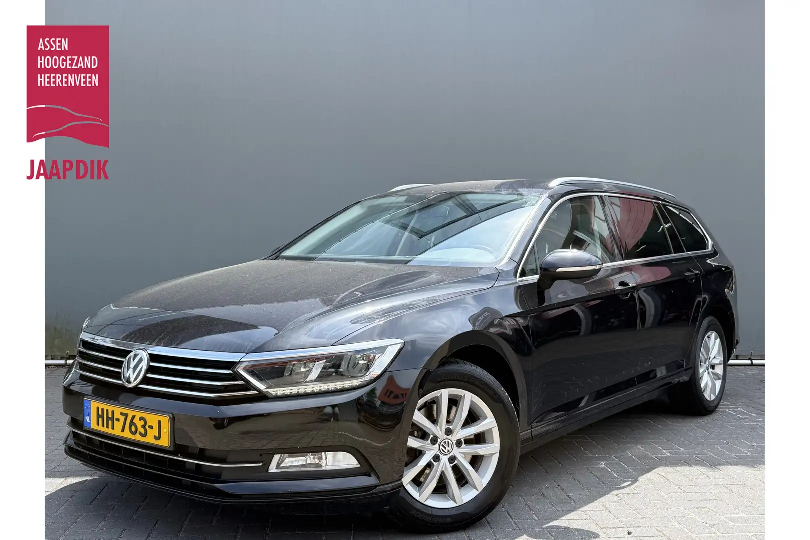 Volkswagen Passat Variant BWJ 2015 1.4 TSI 126 PK Comfortline NAVI / CLIMA / Zwart - 1