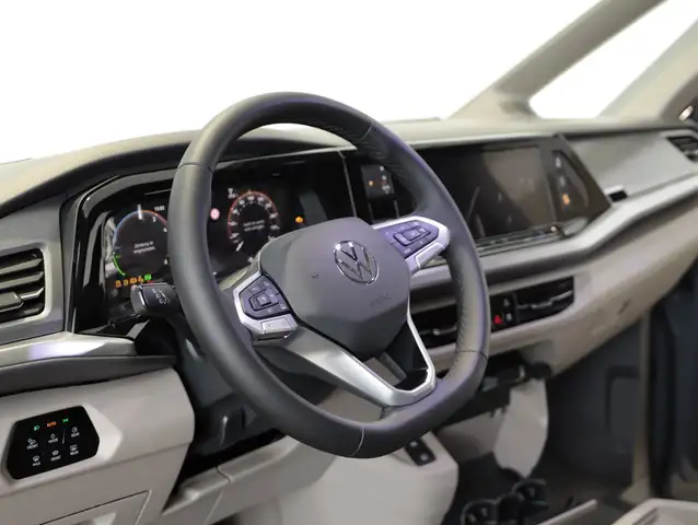Volkswagen T7 Multivan VW T7 Multivan Edition eHybrid 180 kW 4MOTION Ansicht 2