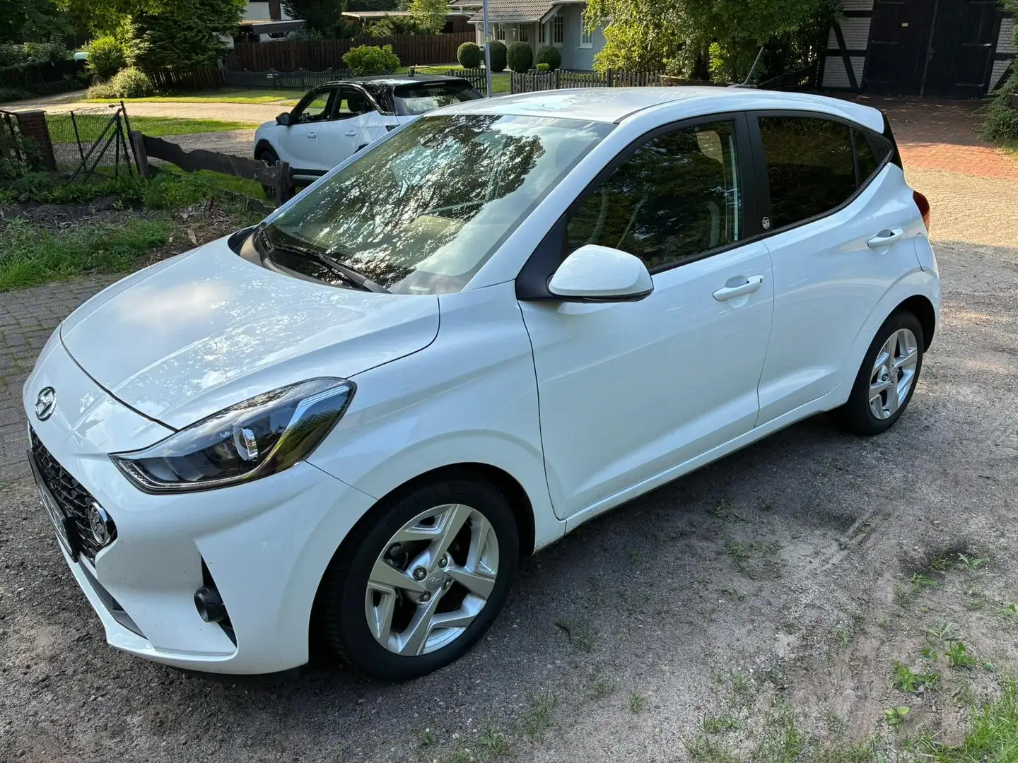 Hyundai i10 i10 1.0 EDITION 30+ White - 1