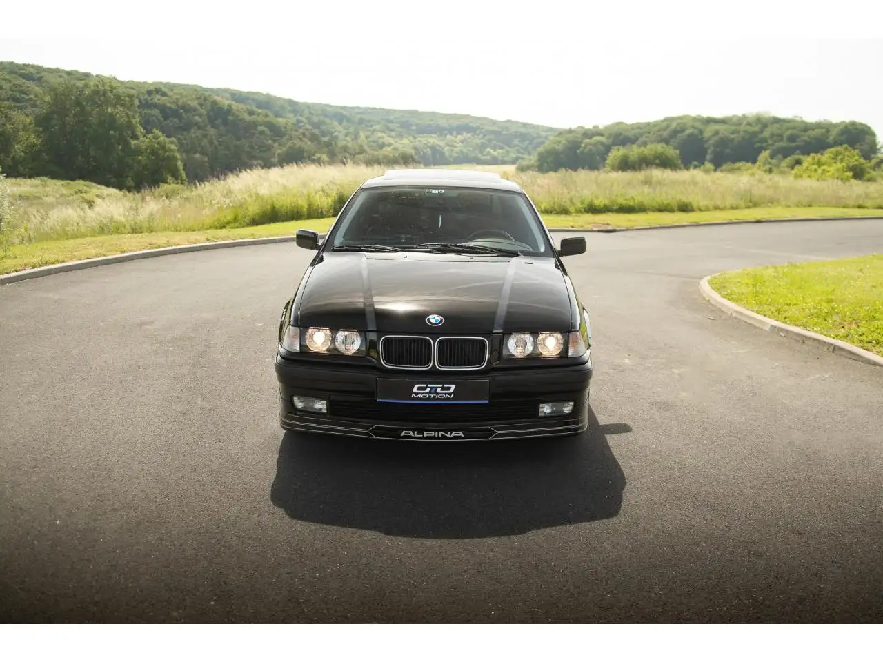 ALPINA BMW B3 Touring Série 3 3.0i E36 UNIKAT 15/24, foto 4