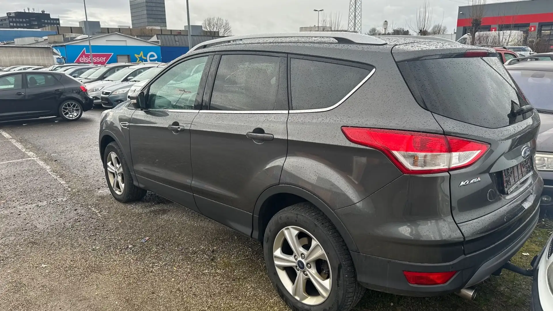 Ford Kuga 4x4  Sync Edition,Euro 6,AHK,Navi,161000 KM Gris - 2