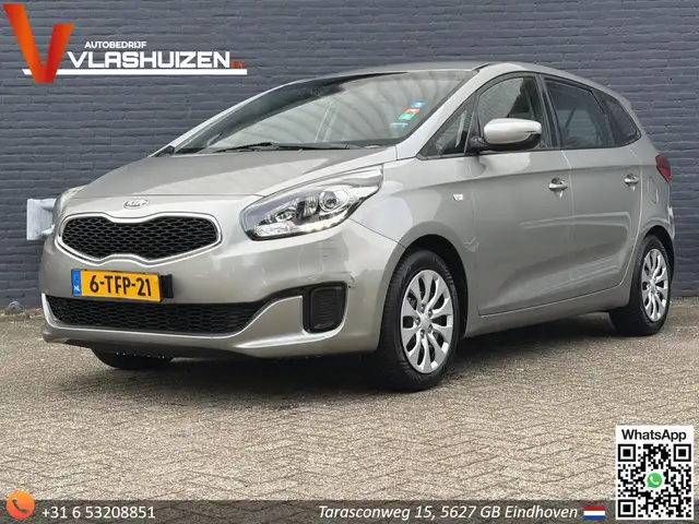Kia Carens 1.6 GDi First Edition | Camera | Cruise | Climate