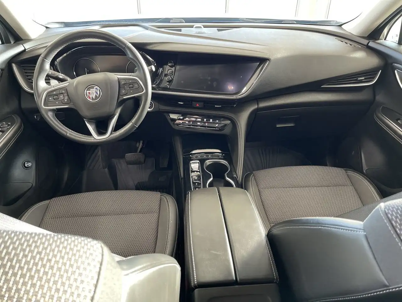 Buick Envision снимка Buick Envision