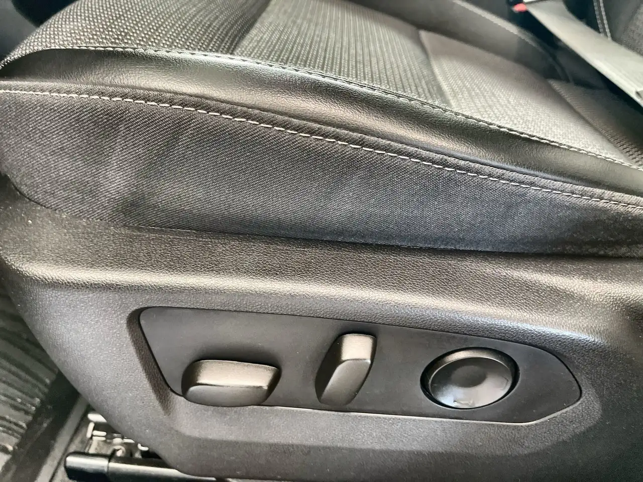Buick Envision снимка Buick Envision