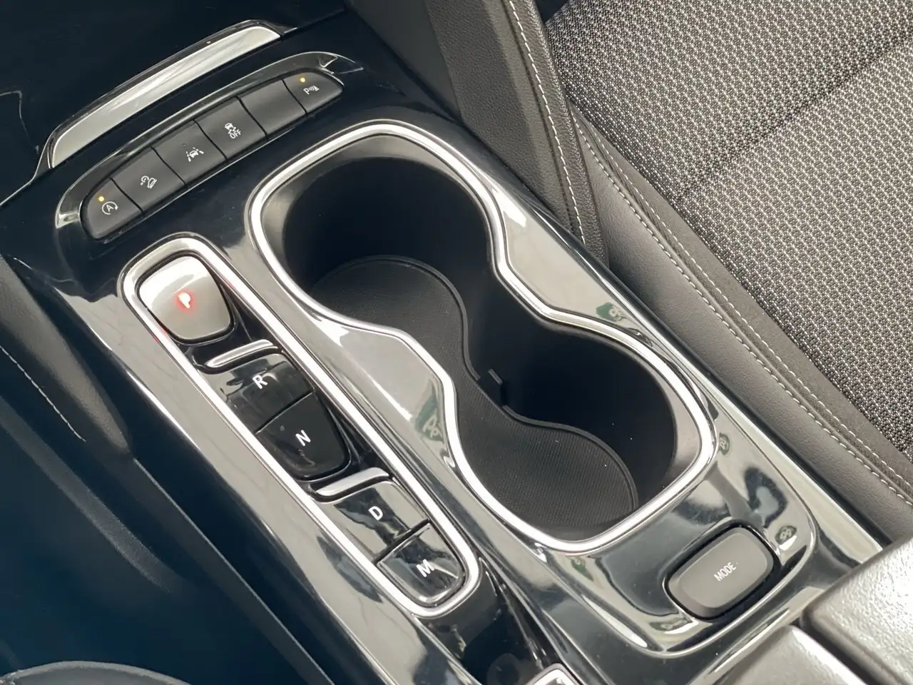 Buick Envision снимка Buick Envision