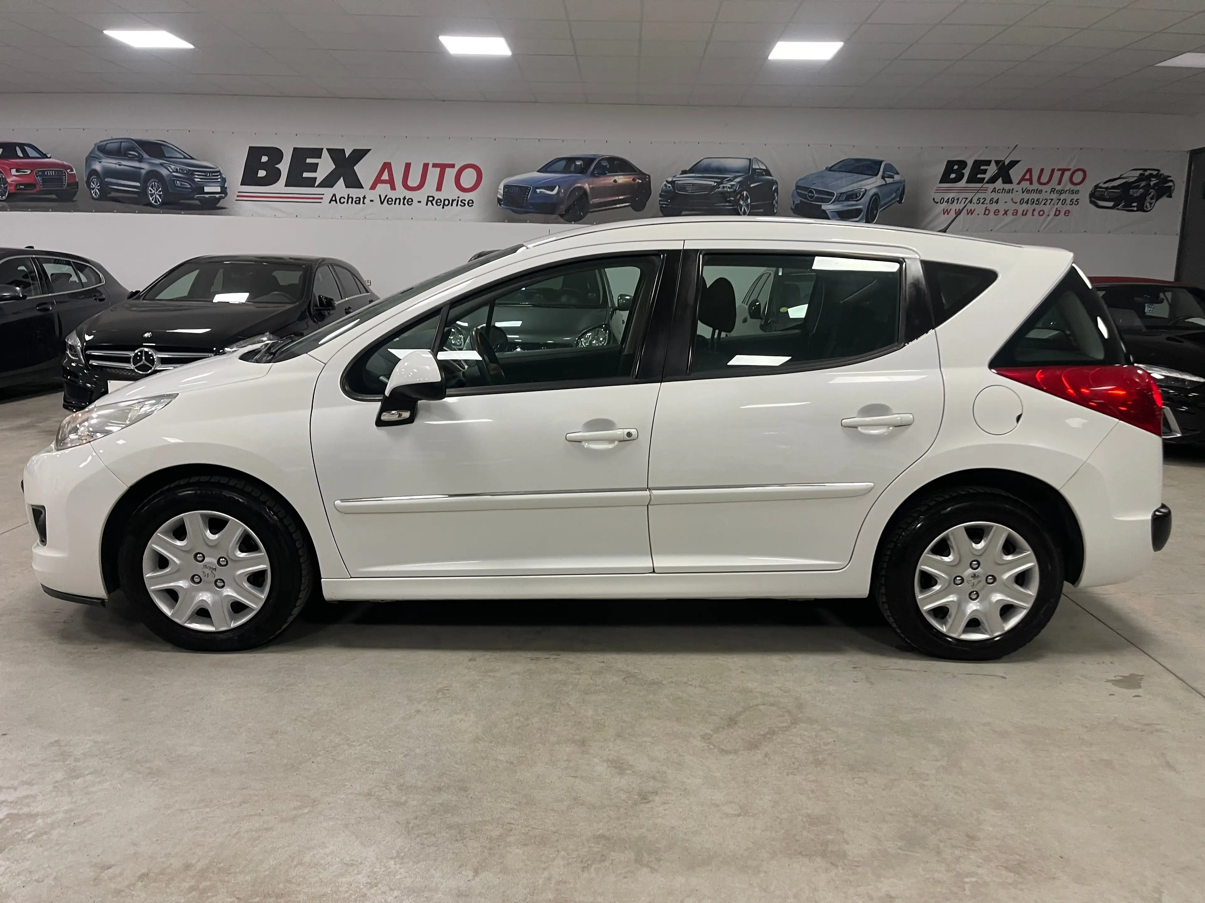 Peugeot 207 SW1.4i Allure*1ERPROP*86000KM*GARANTIE12MOIS*AIRCO — photo 4