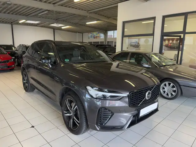 Volvo XC60 R Design AWD/R.Kamera/SHZ/Facelift