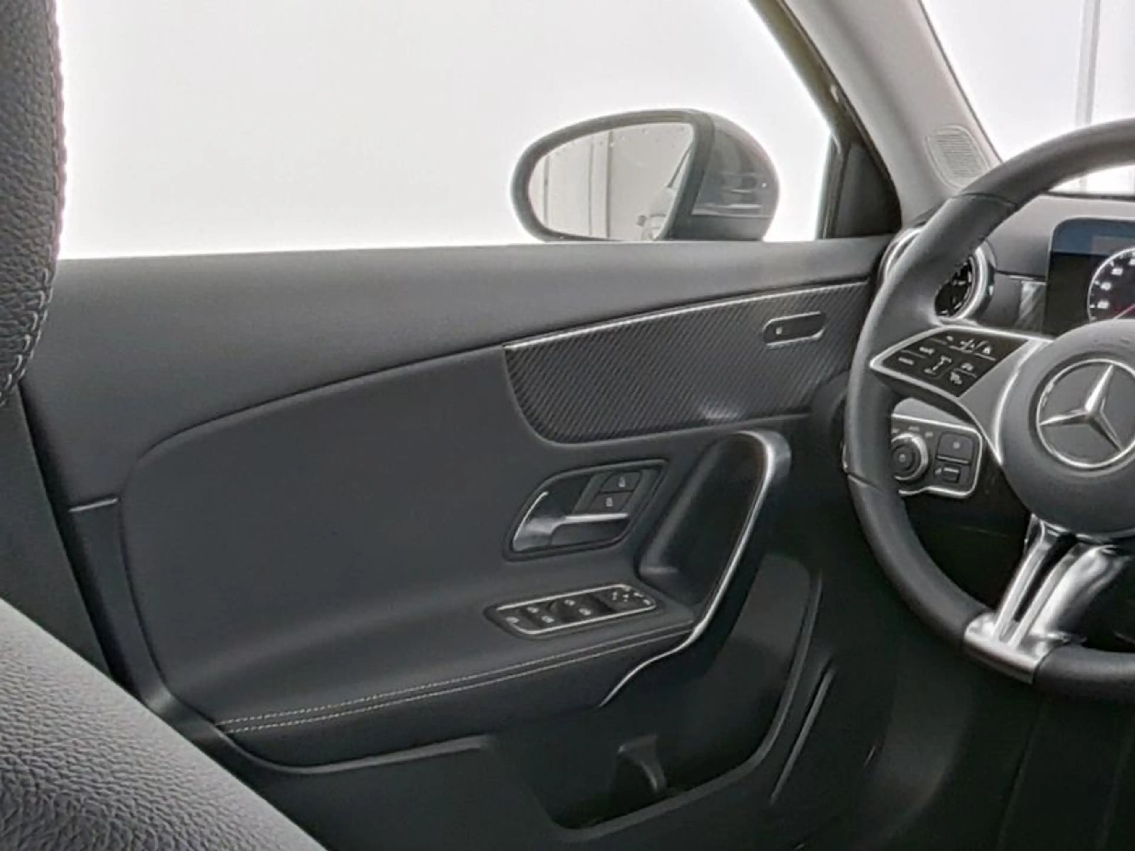 Mercedes-Benz A 180 Progressive/LED/Kamera/Winter/SHZ/17' — photo 9