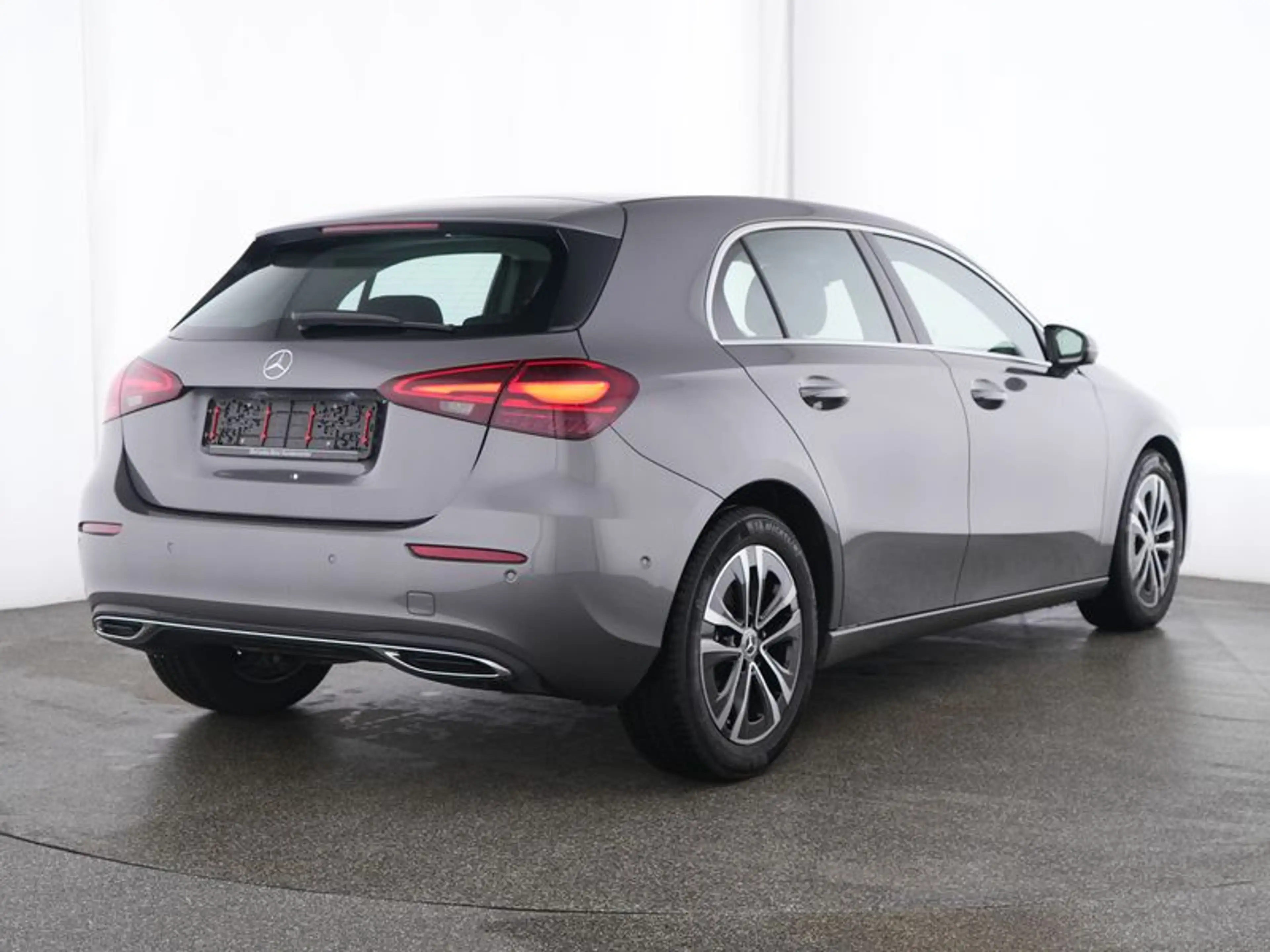 Mercedes-Benz A 180 Progressive/LED/Kamera/Winter/SHZ/17' — photo 3