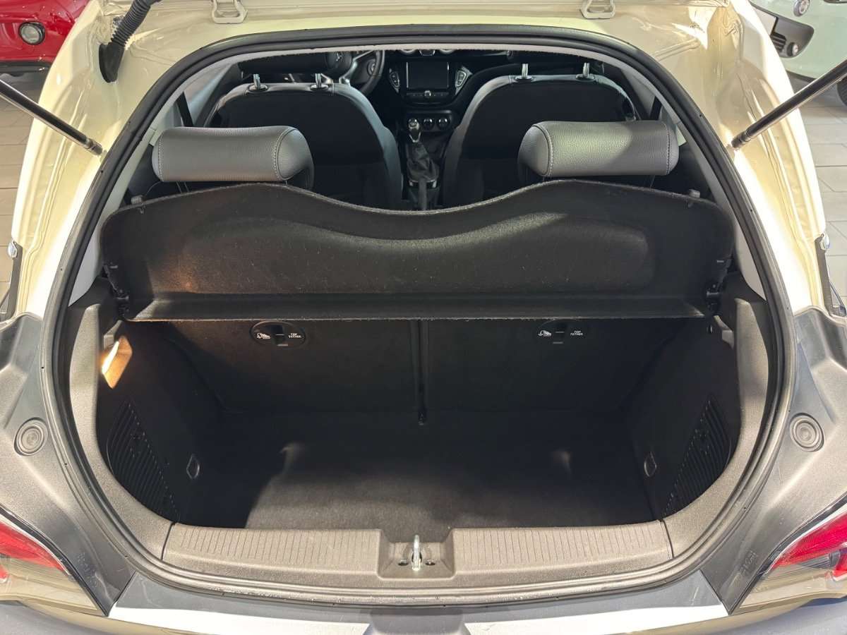 Opel Adam