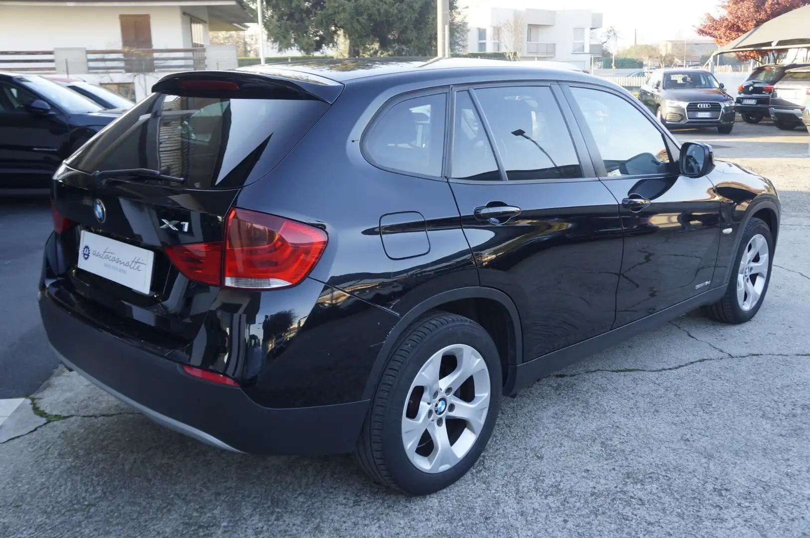 BMW X1 sDrive18d Attiva steptronic cambio automatico 1 Nero - 2