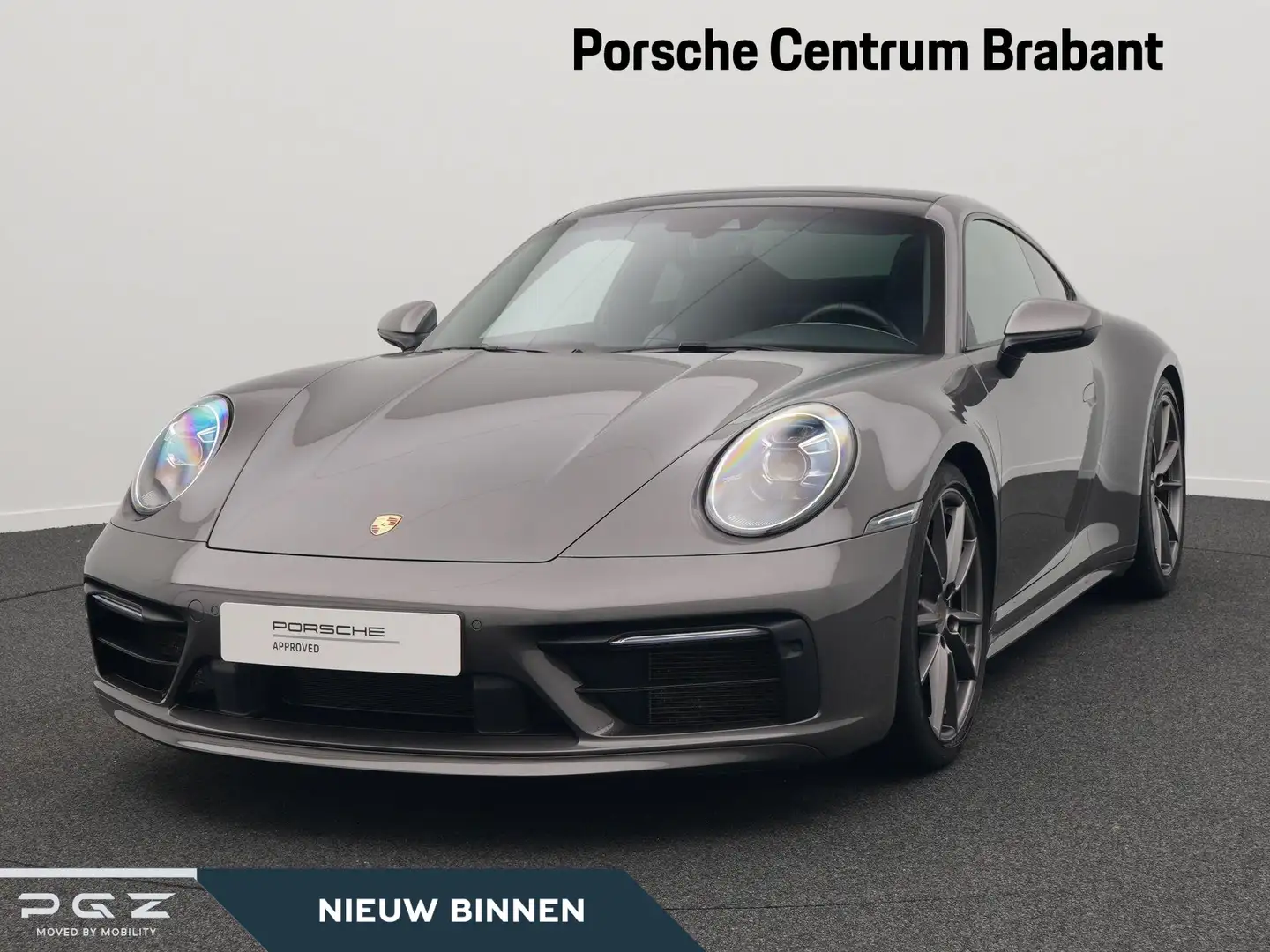 Porsche 992 Carrera 4S - 1