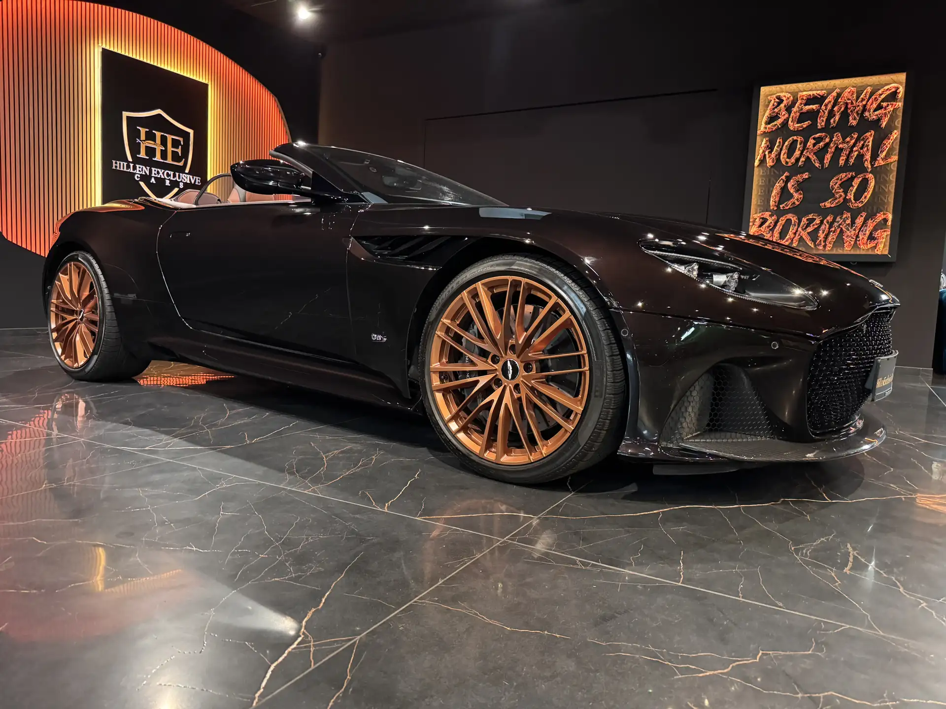 애스턴마틴 DBS Coupe 2020 블랙 사진 8