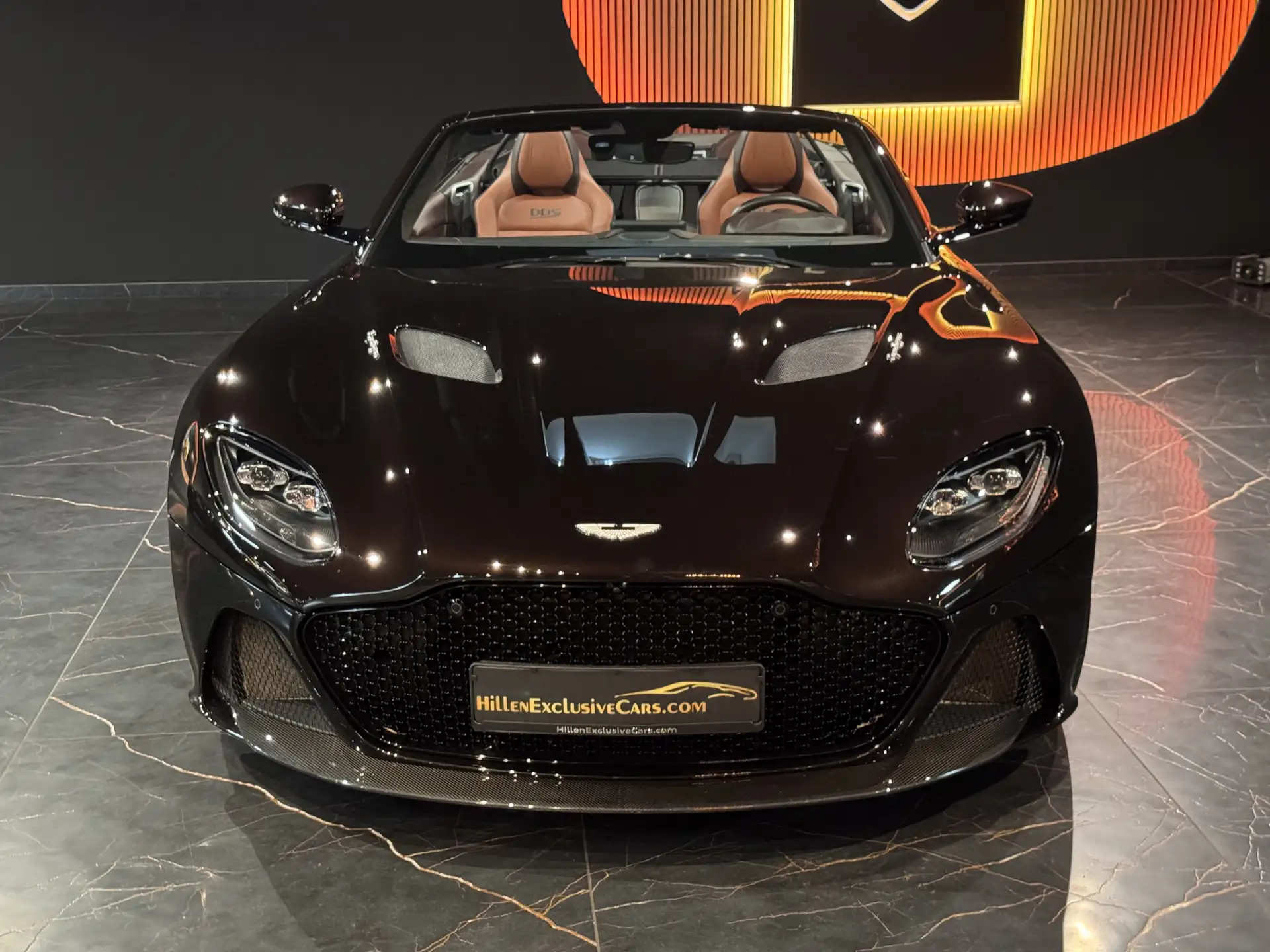 애스턴마틴 DBS Coupe 2020 블랙 사진 6