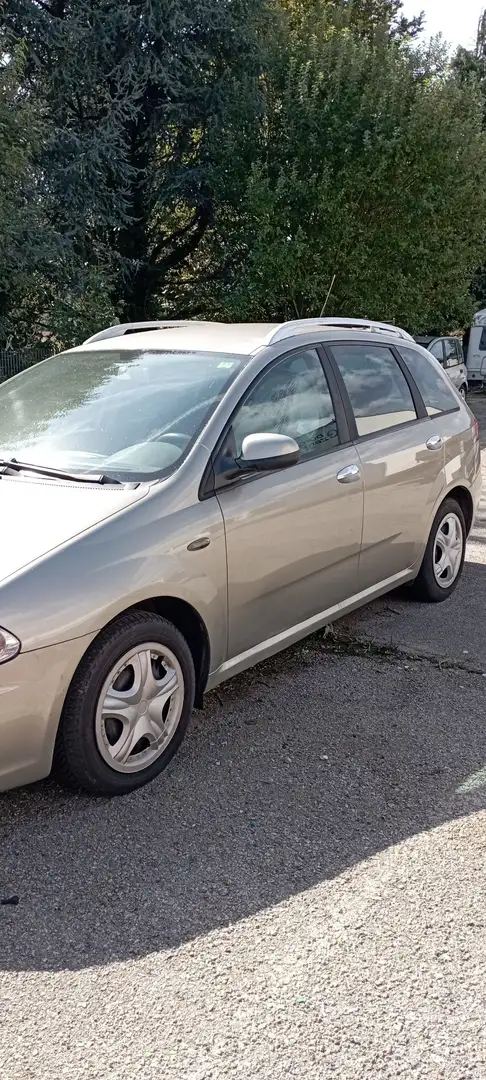 Fiat Croma 1.9 mjt 8v Emotion - 2